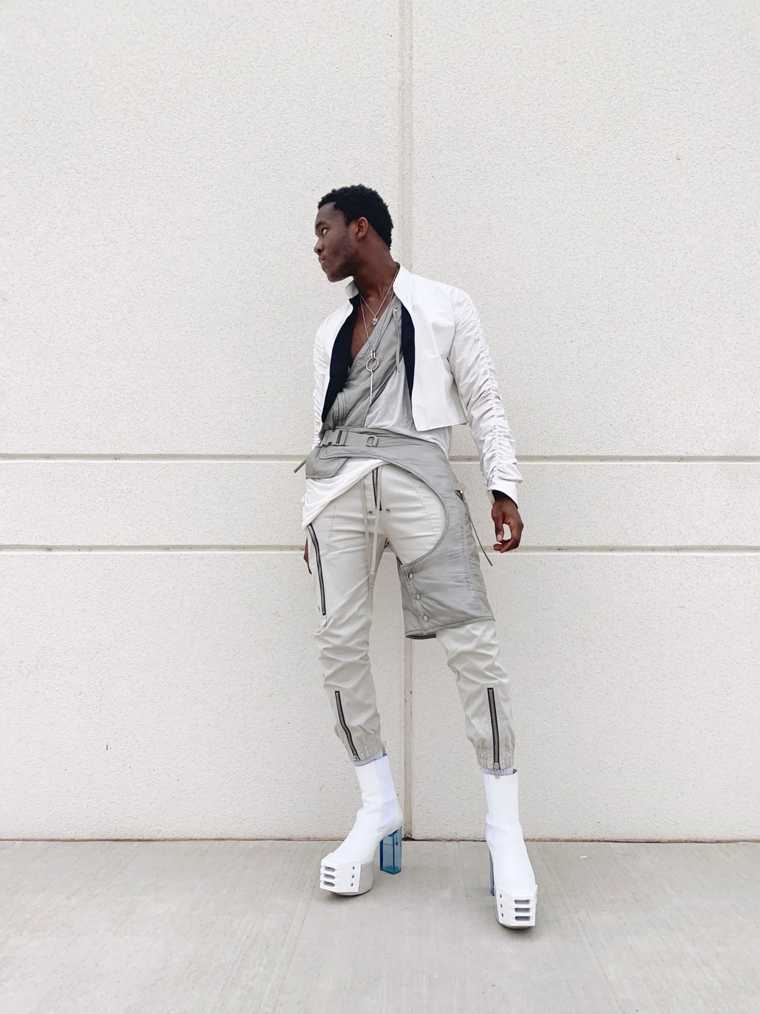 nam thich cao got anh 11