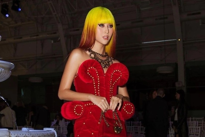 Quynh Anh Shyn lot top street style dep nhat tai Milan hinh anh