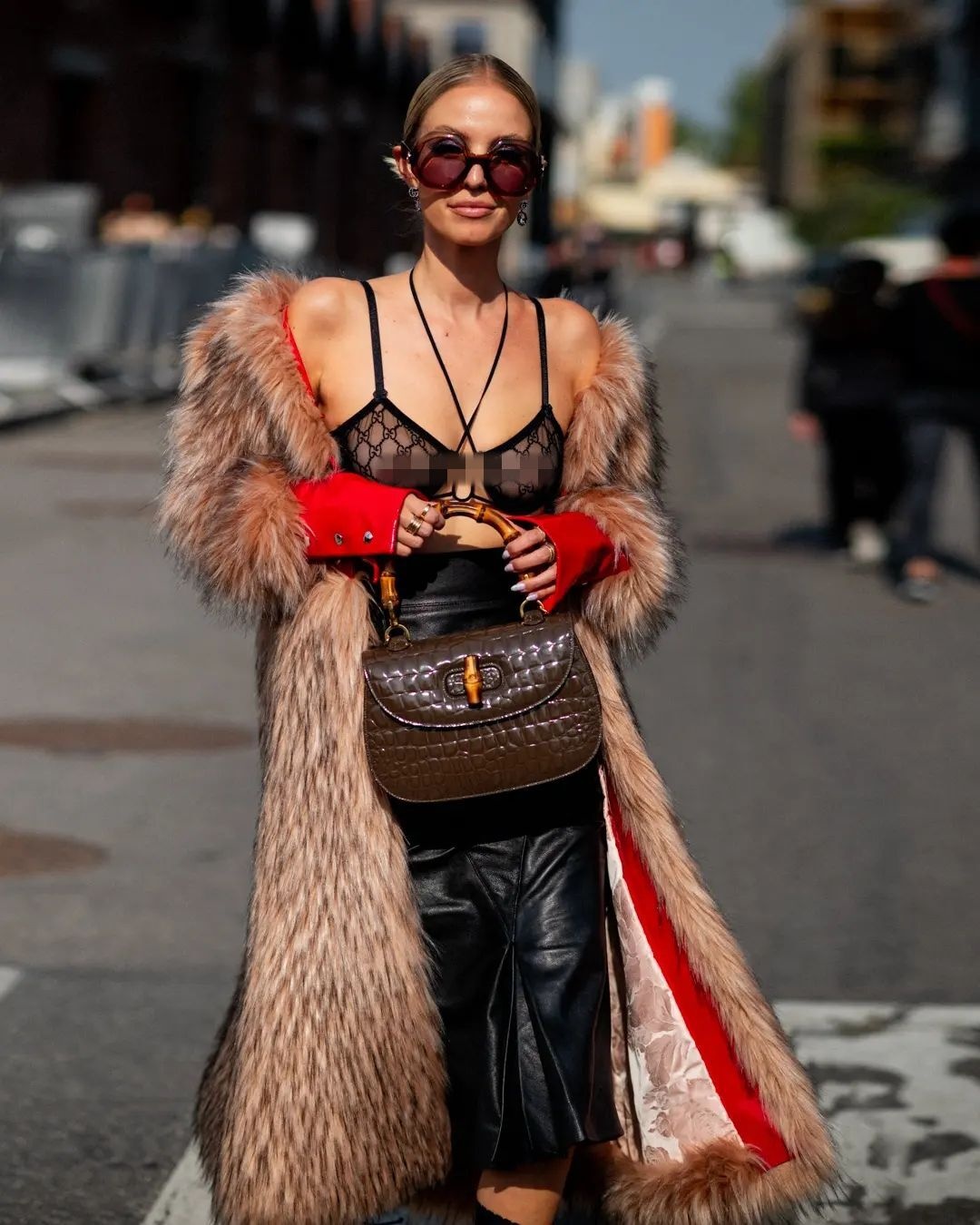 sao tai show gucci anh 13