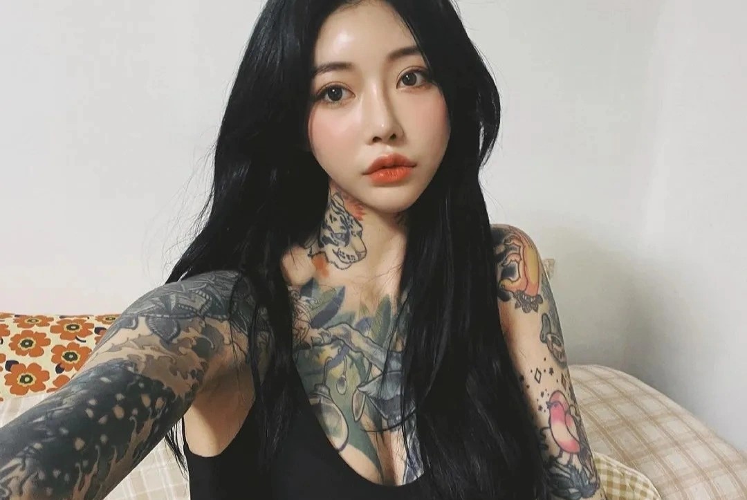 Loi sai pho bien khi xam mau hinh anh