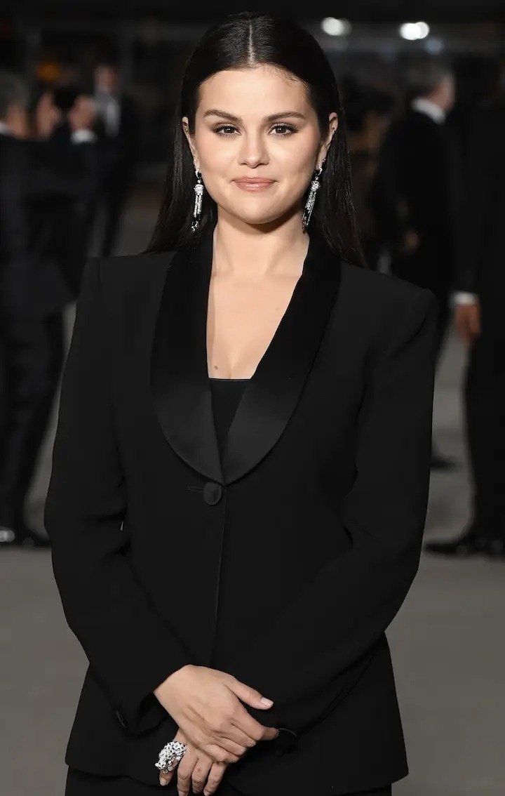 selena và hailey ảnh 1 selena va hailey anh 1