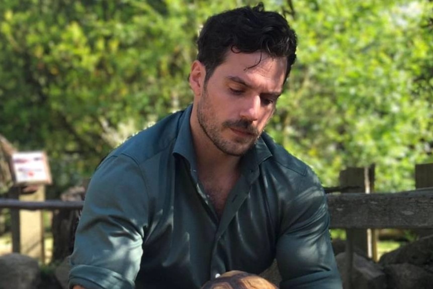 Phong cach lich lam cua Henry Cavill hinh anh