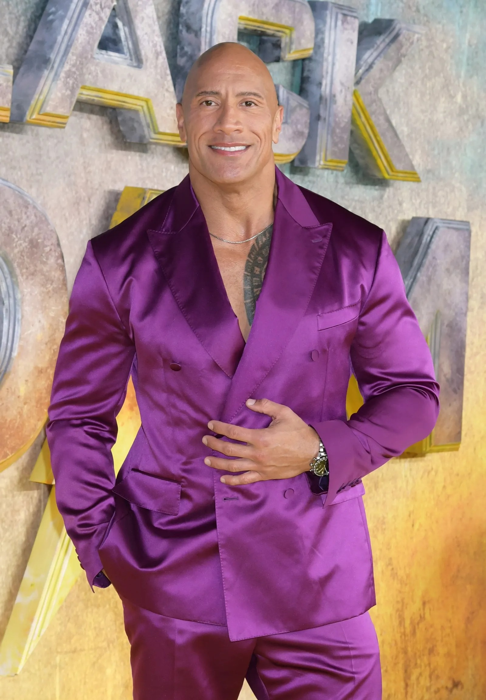 dong ho the rock anh 6