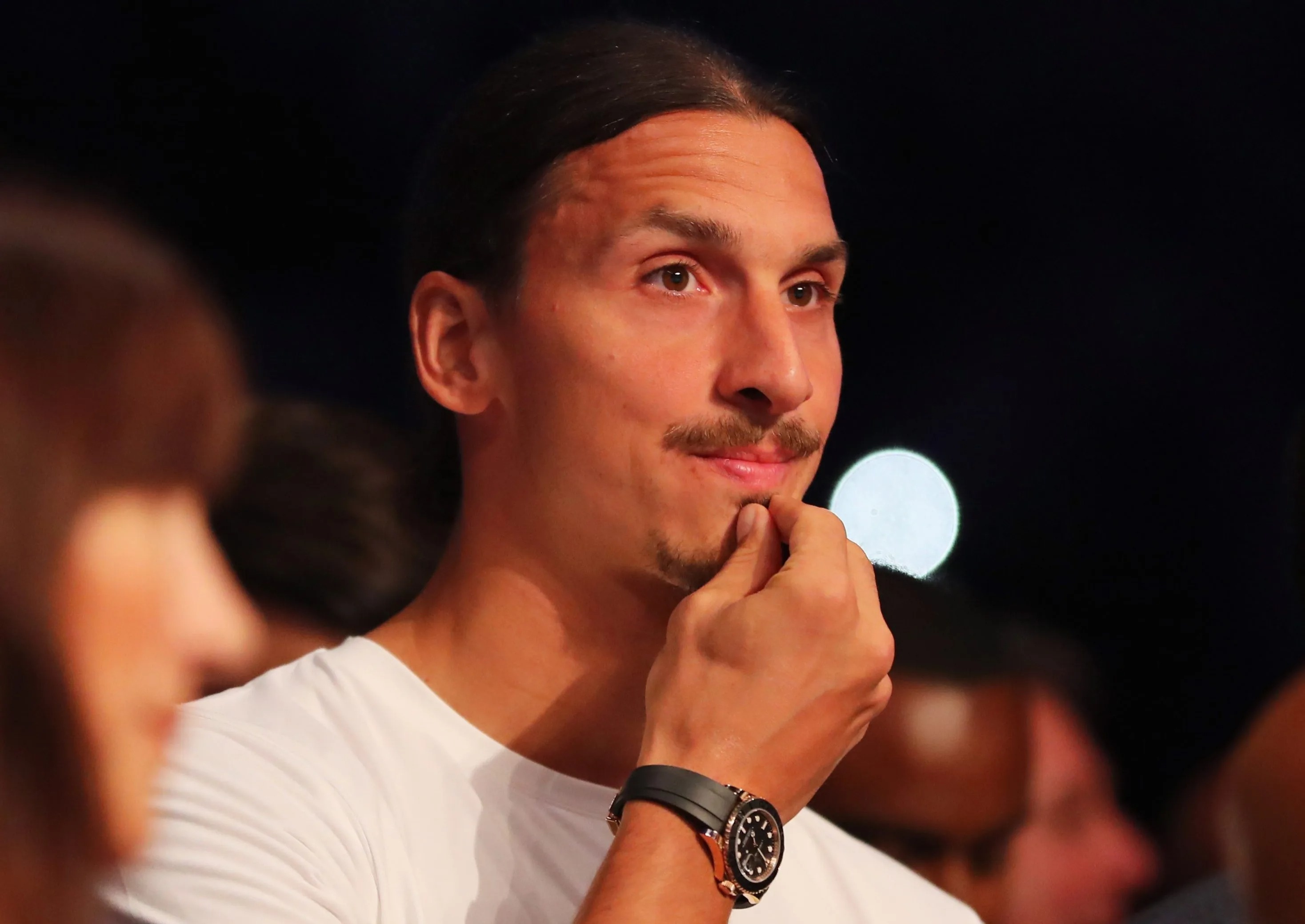 ibrahimovic dong ho anh 6