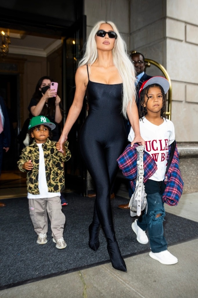 mốt tranh cãi ảnh 10 mot tranh cai anh 10