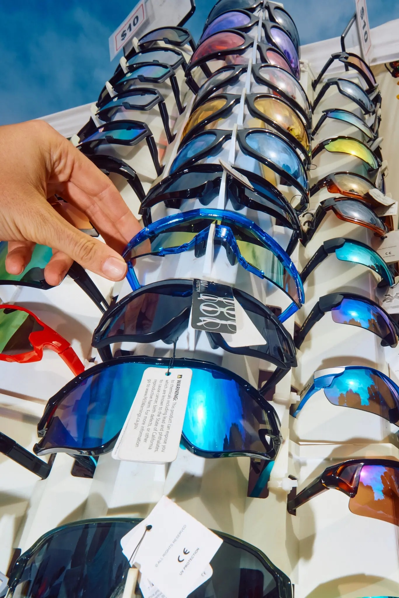 kính râm trạm xăng ảnh 5 kinh ram tram xang anh 5