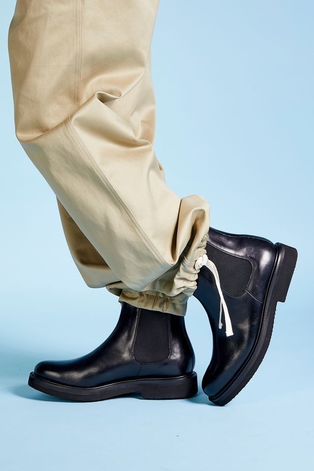 Nam giới chán sneakers ảnh 5 Nam gioi chan sneakers anh 5