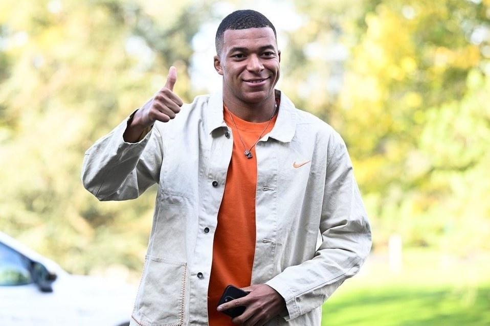 Thoi trang cua tuyen Phap gay chu y hinh anh