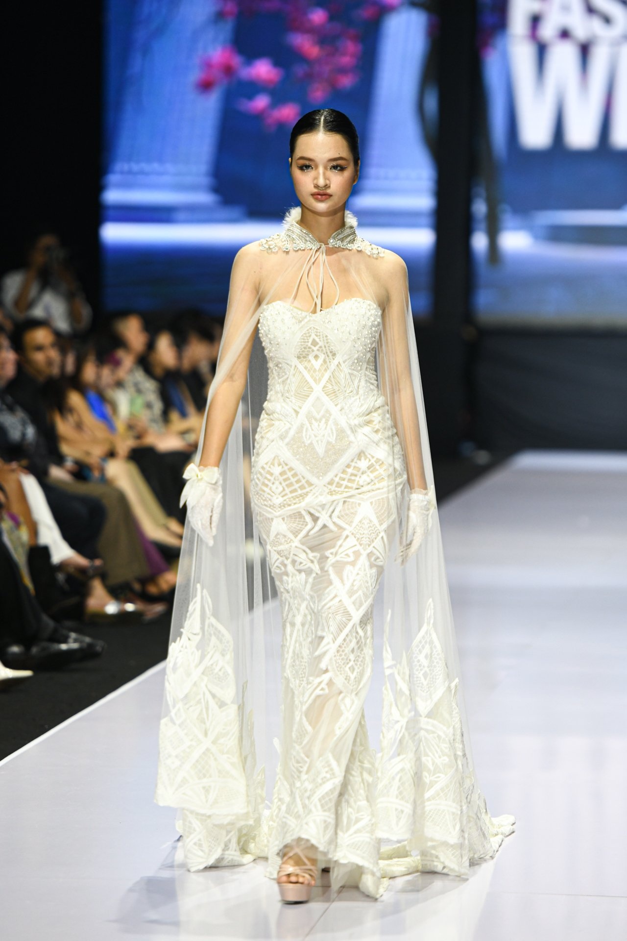 nguoi mau viet anh 9