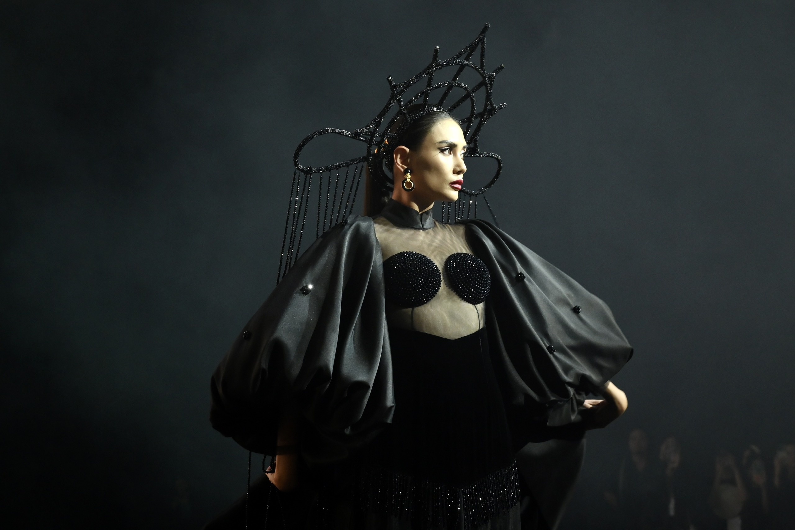 Hoang Yen goi cam anh 4