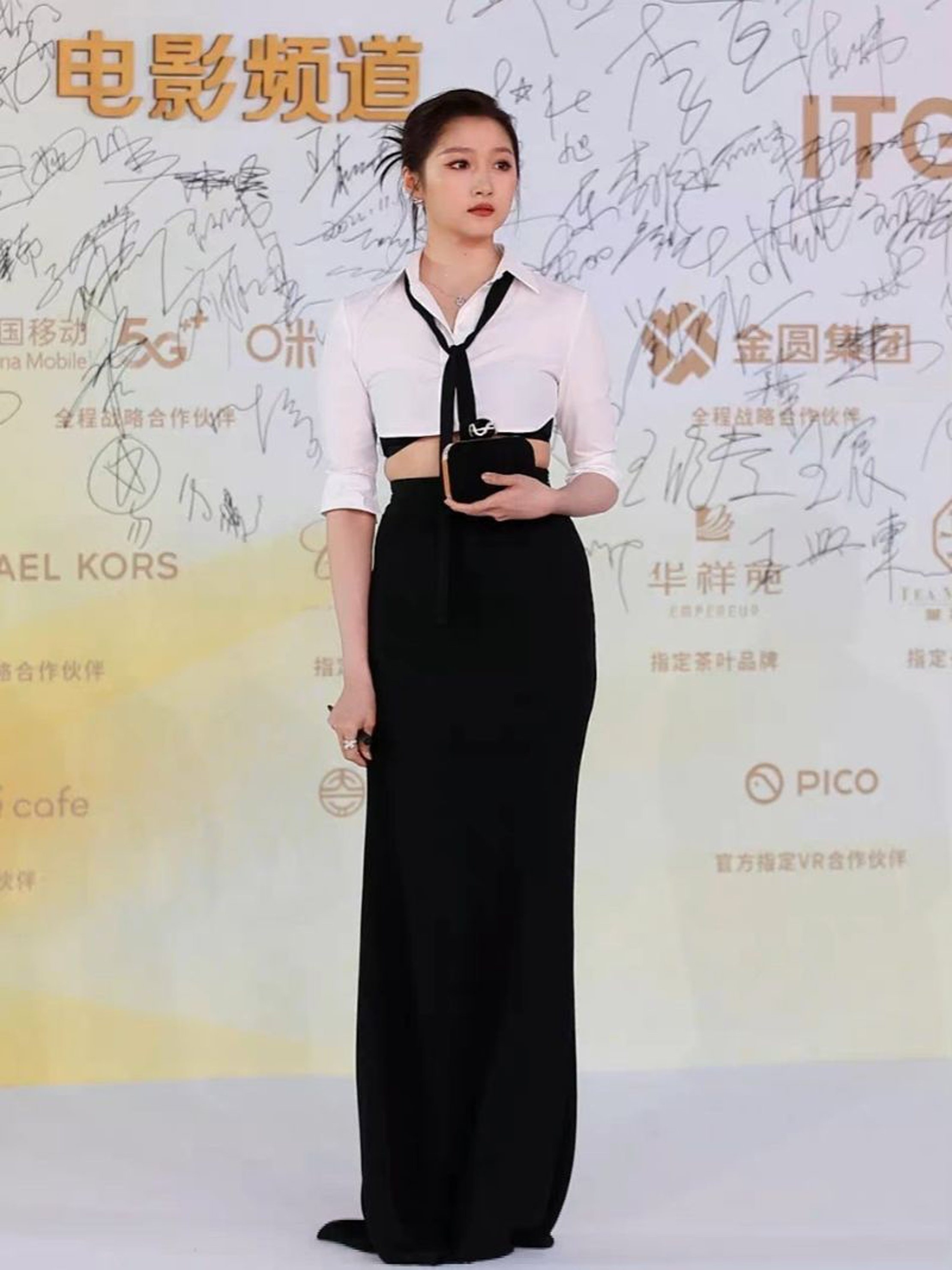 tham hoa thoi trang anh 3