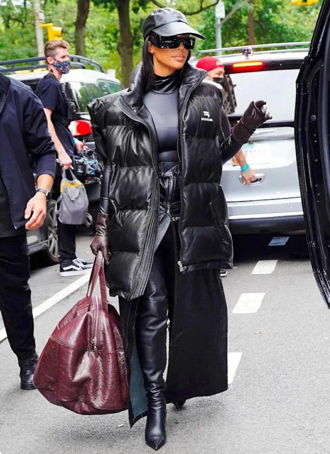 kendall jenner mac ao phao anh 1