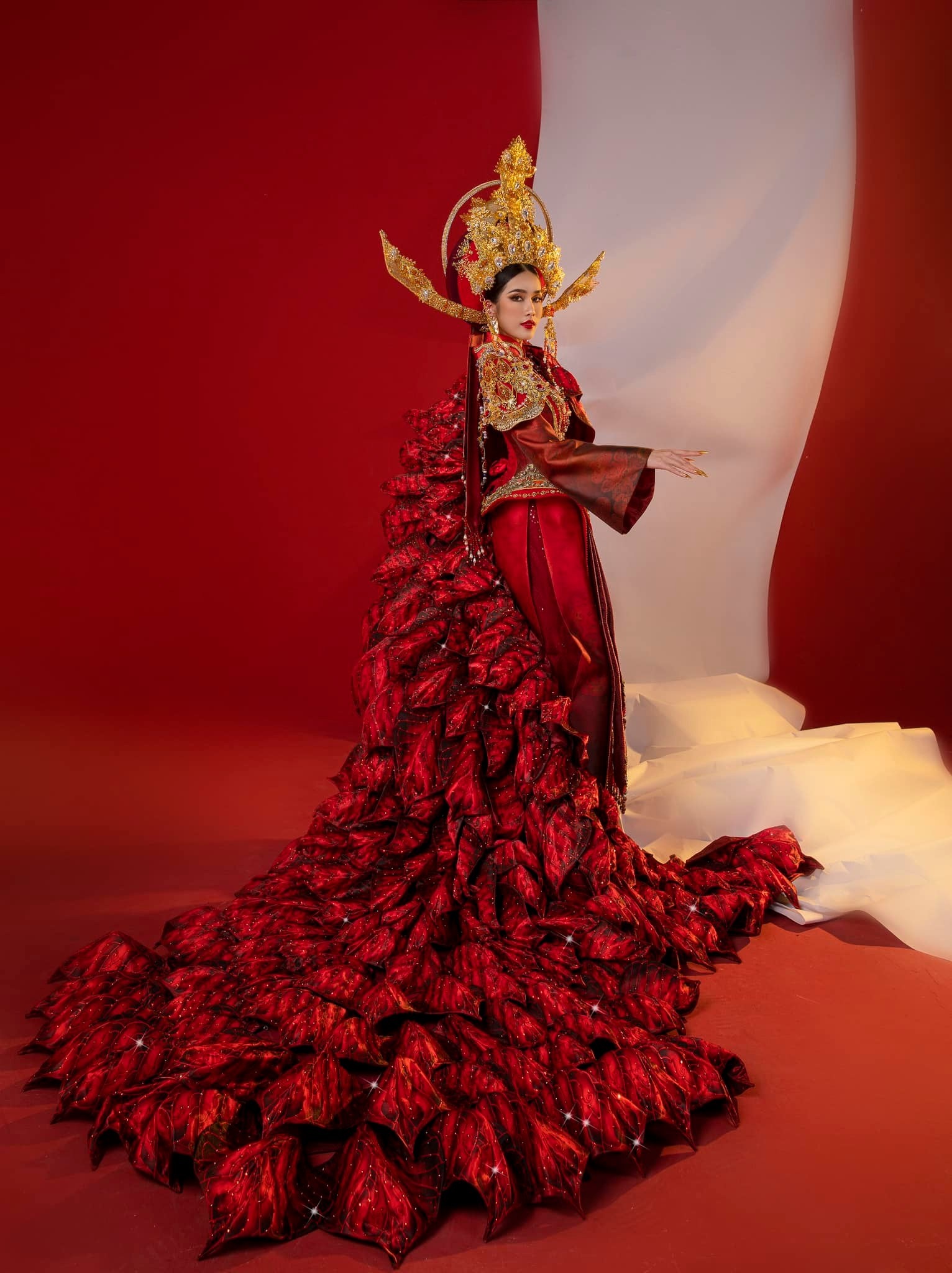 a hau phuong anh anh 4