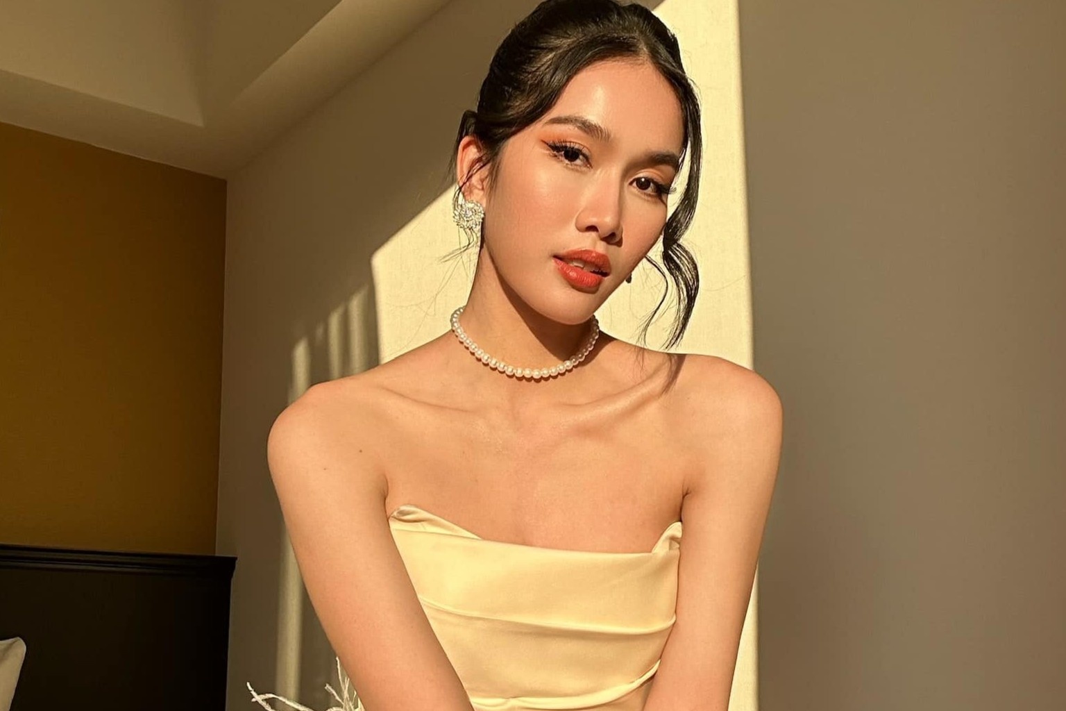 Ly do nguoi dep Viet khong mac vay cup nguc qua tre khi thi o Nhat Ban hinh anh