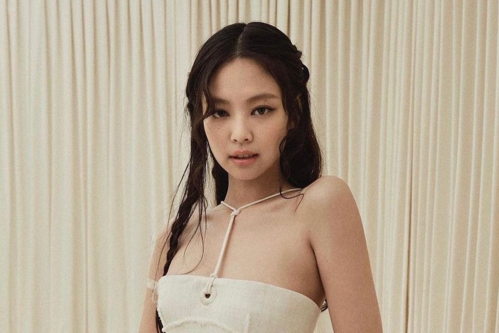 Jennie goi cam tai show thoi trang hinh anh