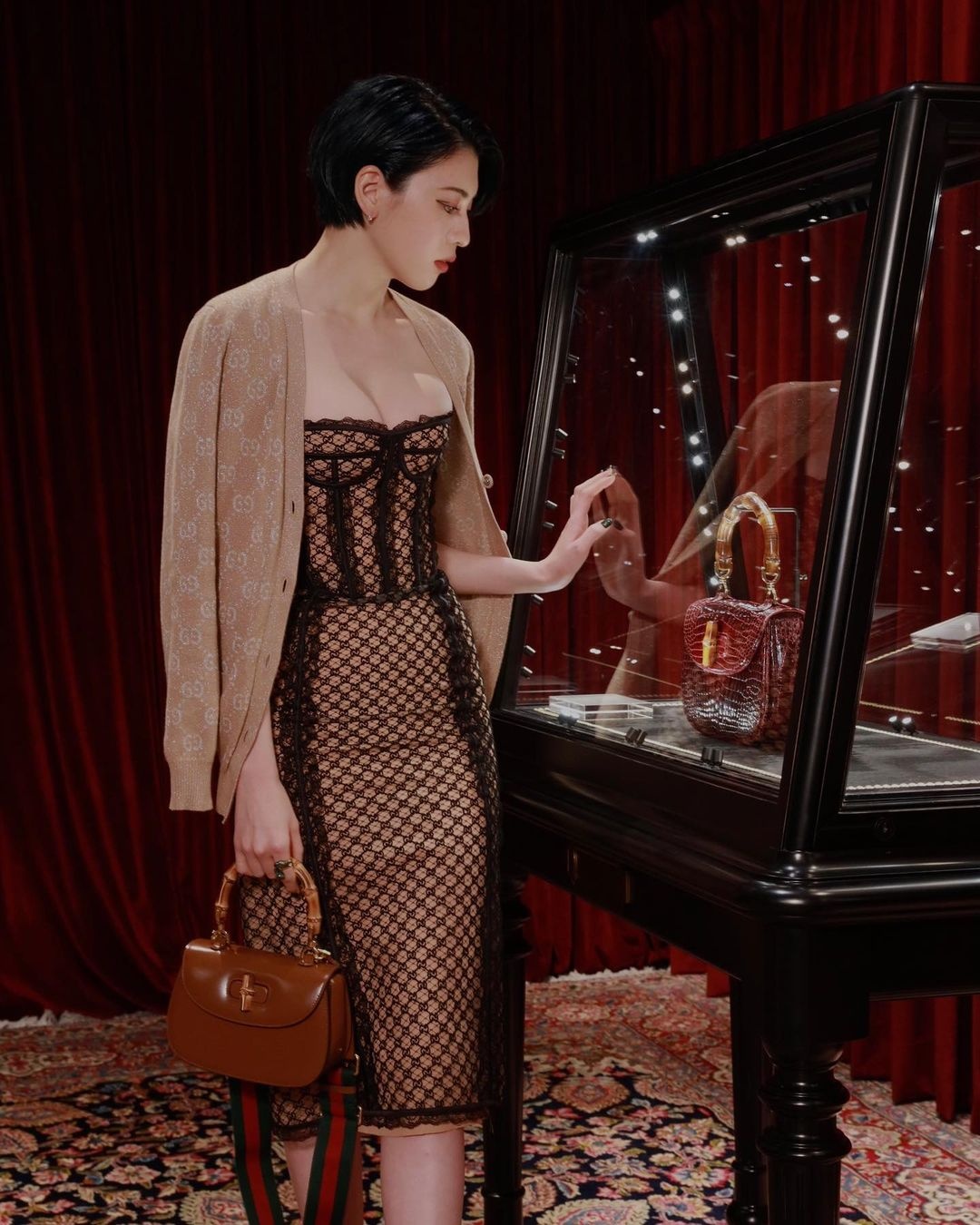 Ayaka Miyoshi goi cam anh 11