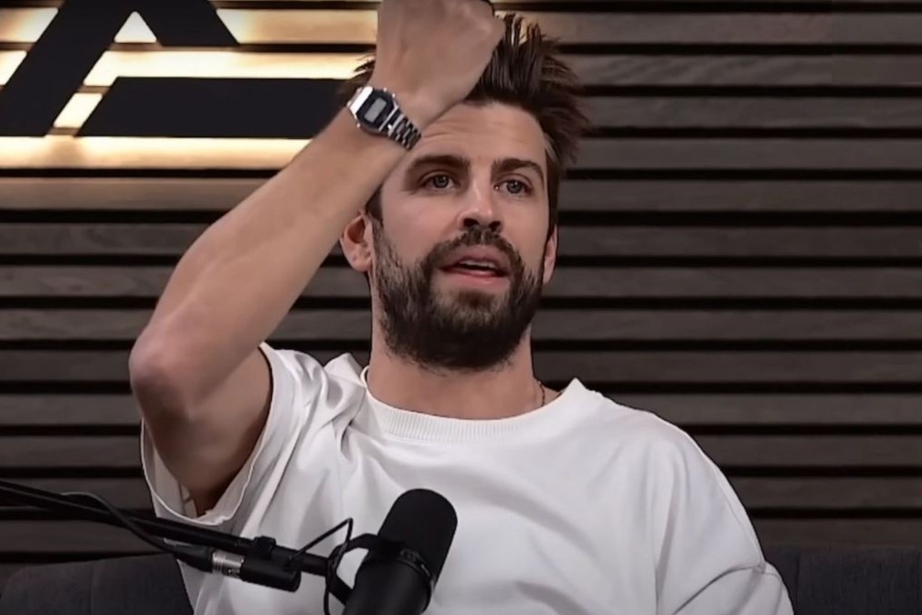 Gerard Pique deo dong ho Casio 24 USD hinh anh