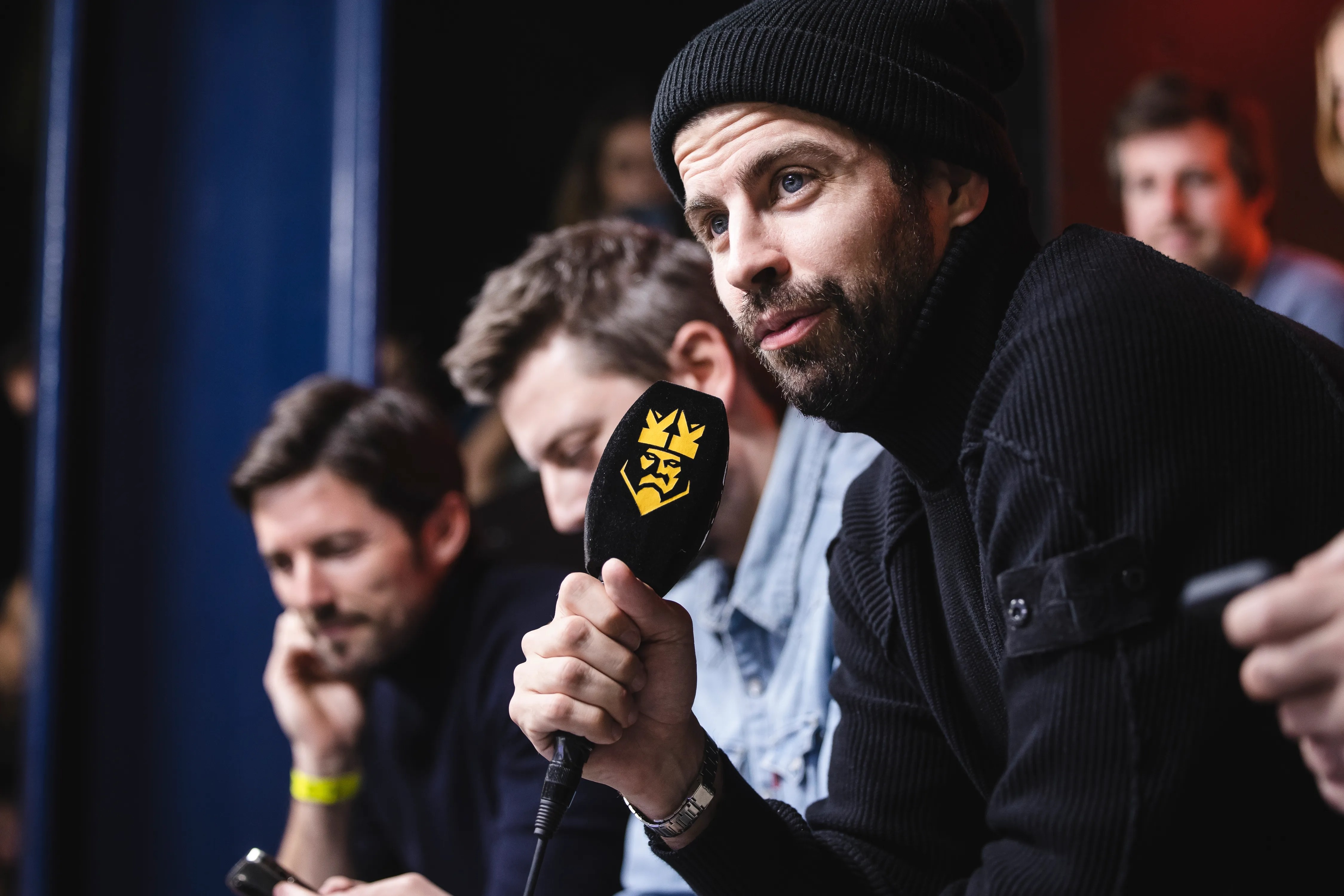 gerard pique ngoai tinh anh 2