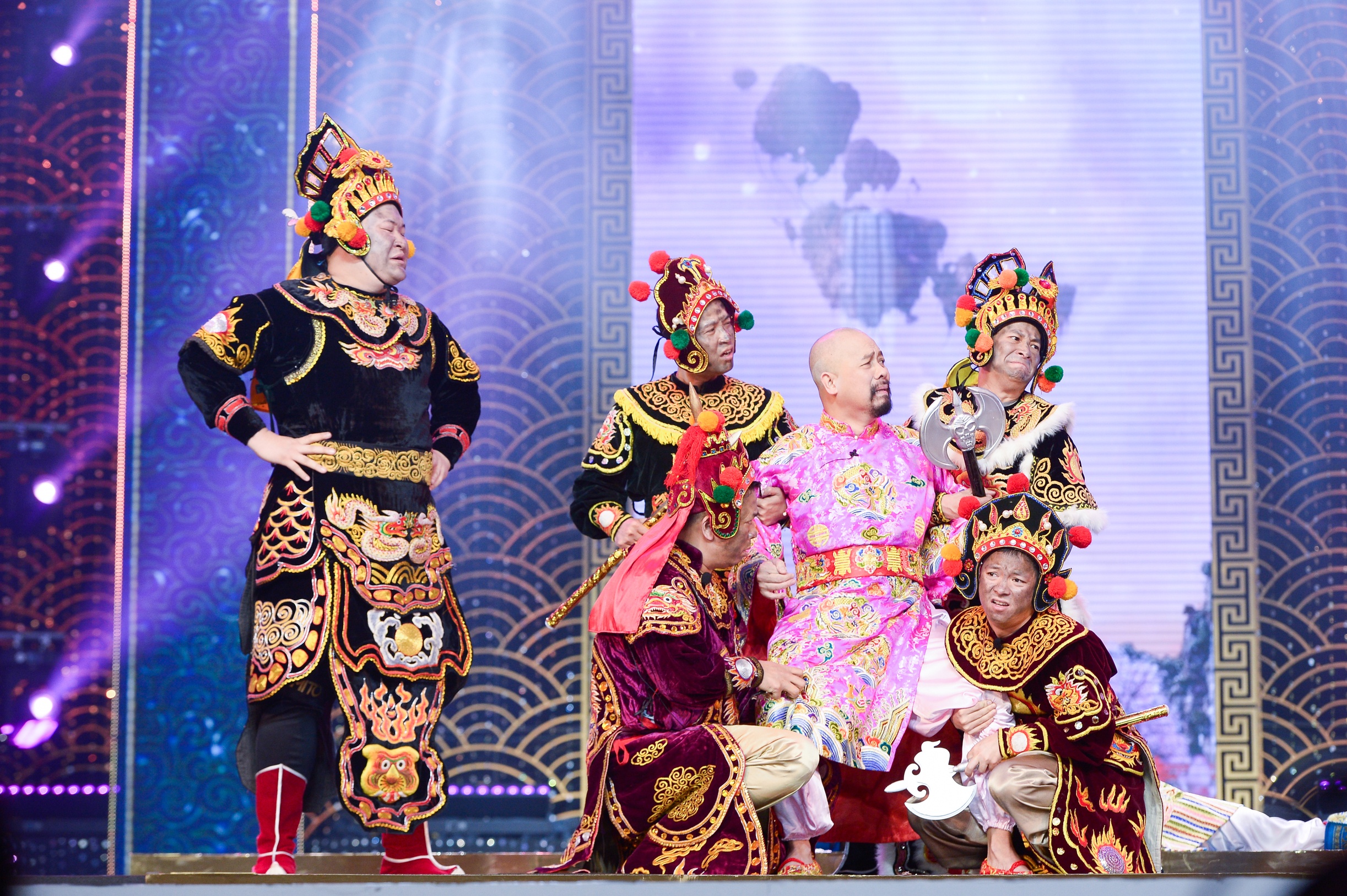 trang phuc co dau anh 4