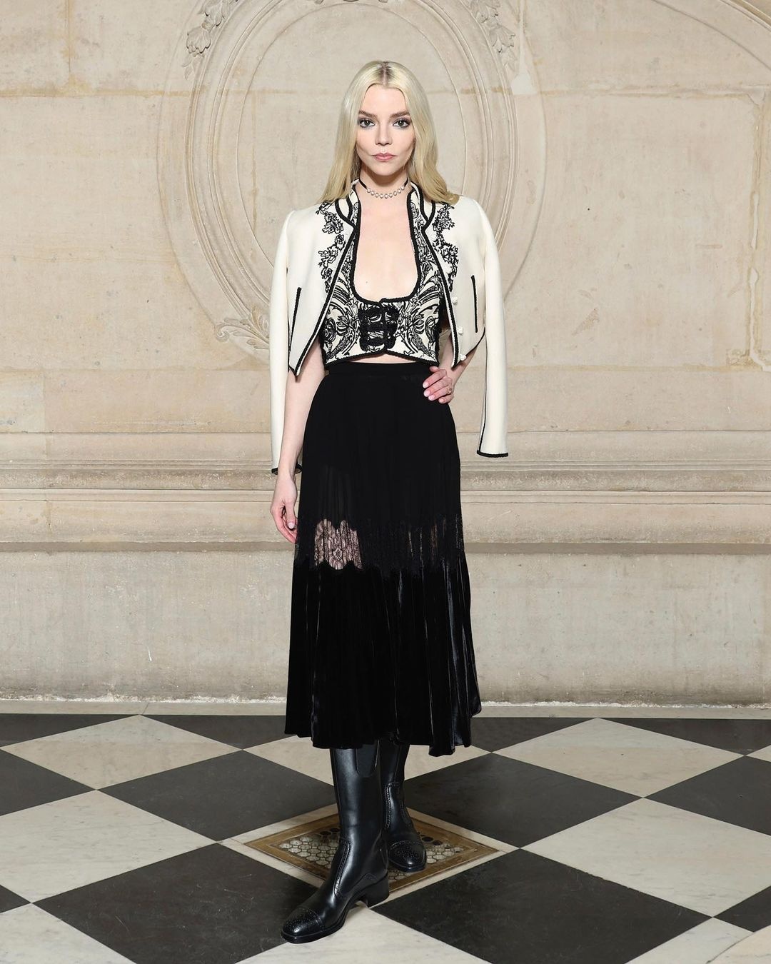 kylie vay su tu anh 12