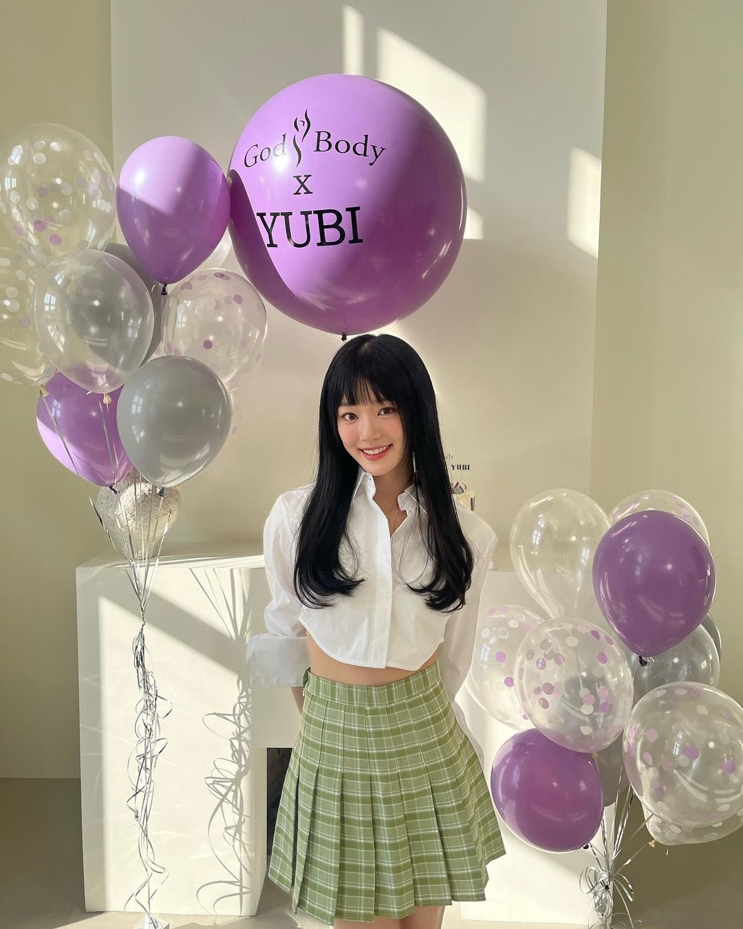 vòng eo lee yubi ảnh 1 vong eo lee yubi anh 1