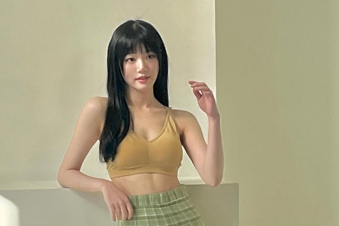 Vong eo thon gon cua Lee Yu Bi hinh anh