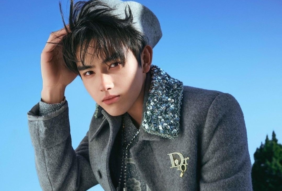 Dong thai cua nhan hang sau khi Tran Phi Vu lo anh nhay cam hinh anh