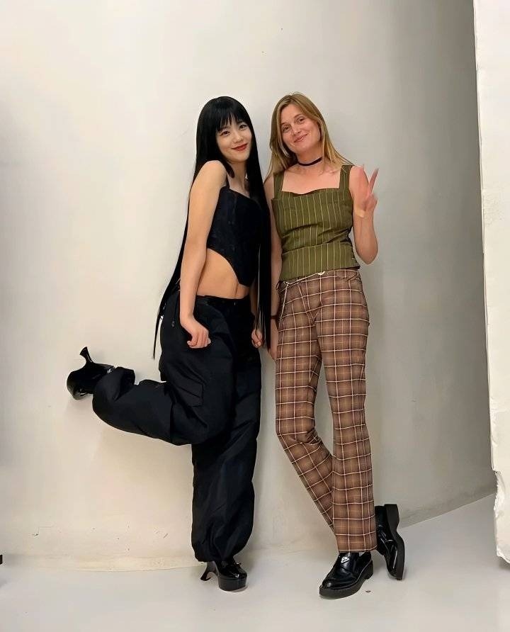 jisoo lên vogue pháp ảnh 8 jisoo len vogue phap anh 8