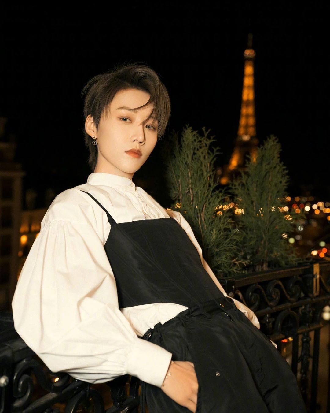 jisoo vay cup nguc anh 9