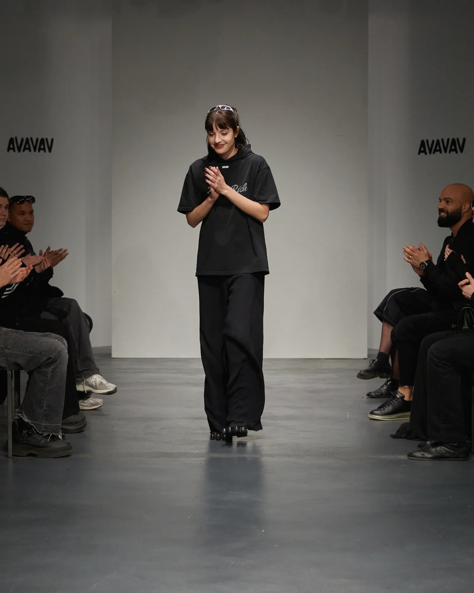 người mẫu xé đồ ảnh 10 nguoi mau xe do anh 10