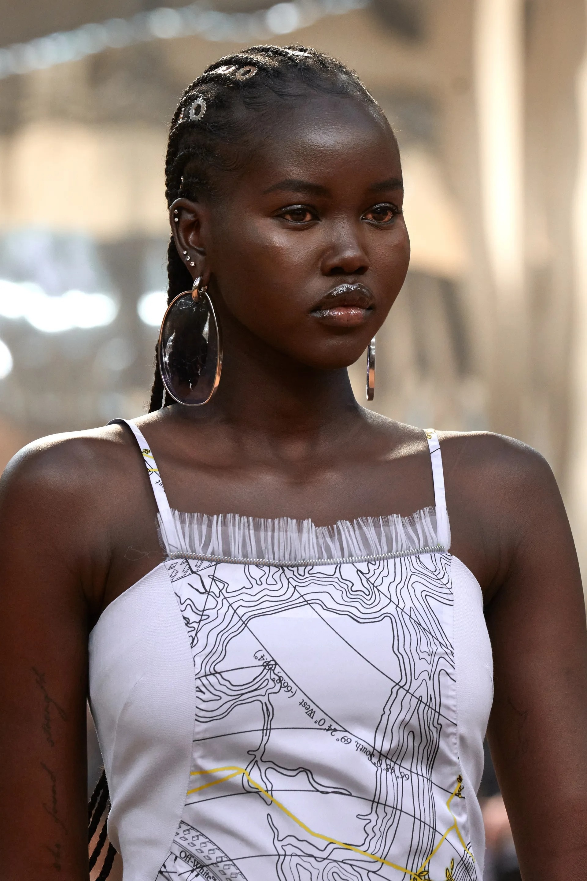 naomi campbell tha rong anh 8