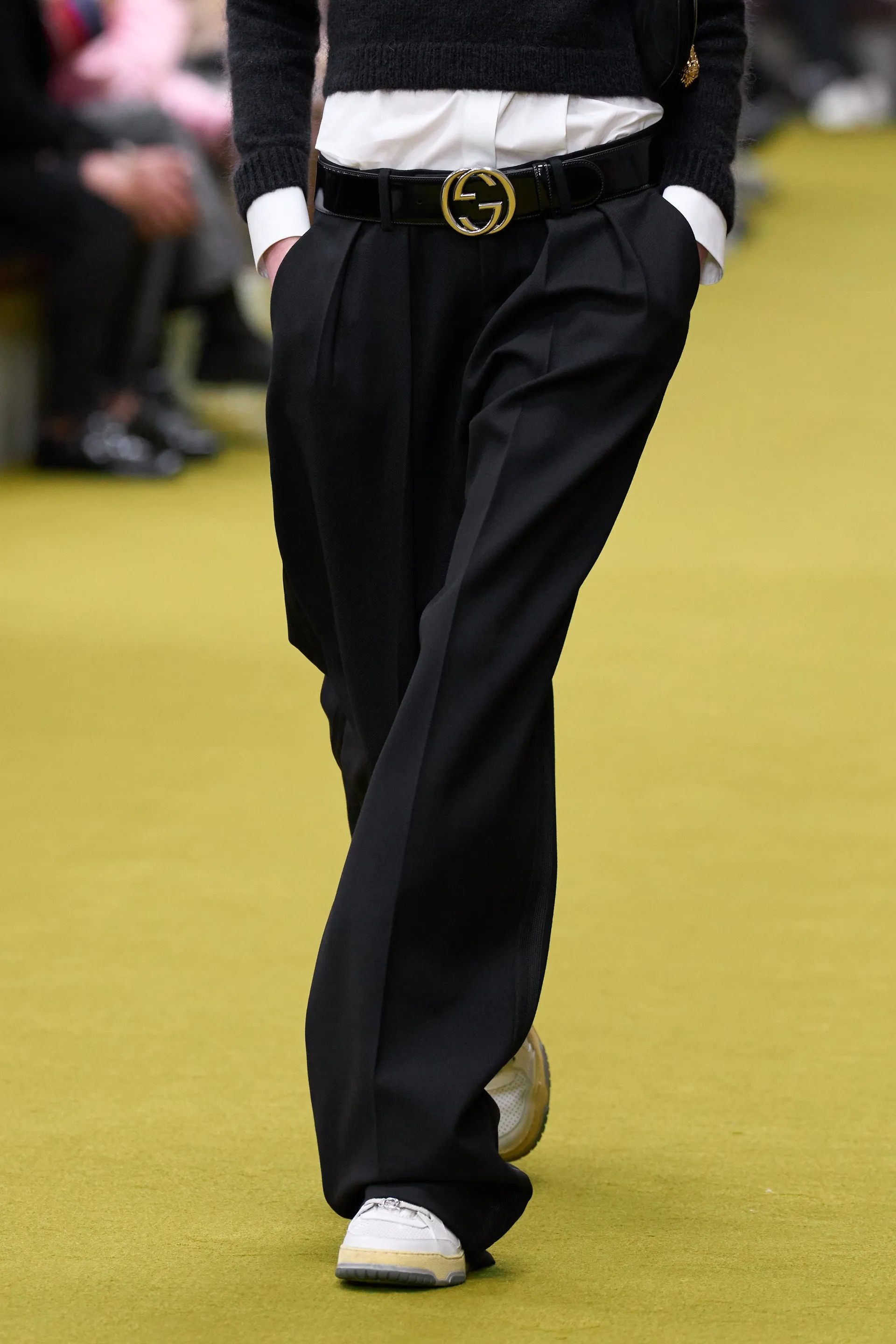 trang phuc ho hang anh 17