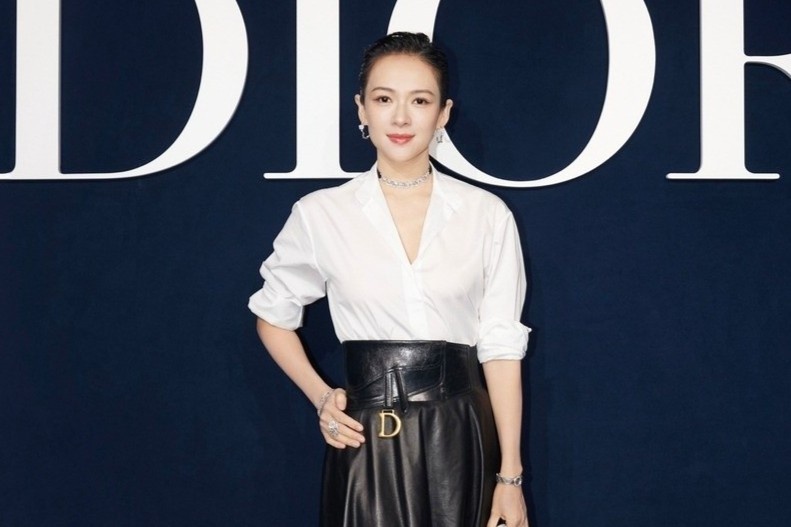 Phia sau viec Chuong Tu Di phai xep hang de xem show Dior hinh anh