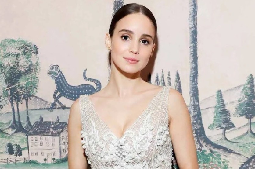 Phim cua ban gai Chris Evan tai tao Dior hinh anh