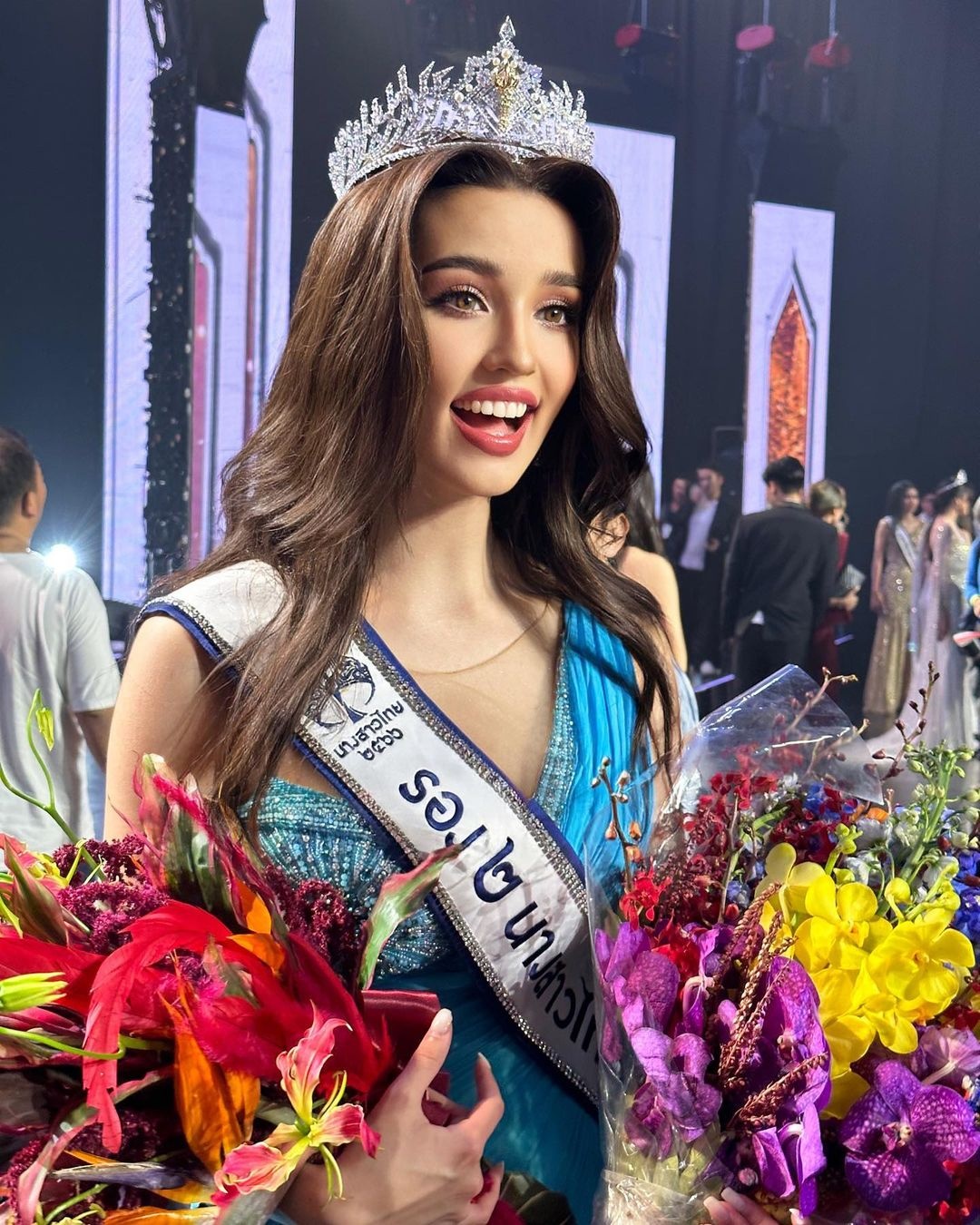 á hậu lai tây ảnh 1 a hau lai tay anh 1