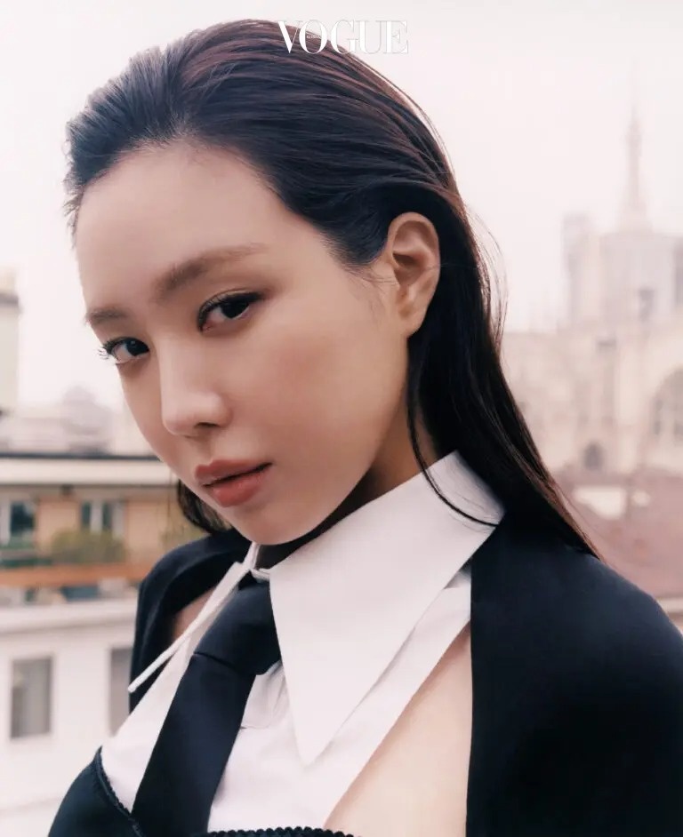 son naeun mac corset anh 1