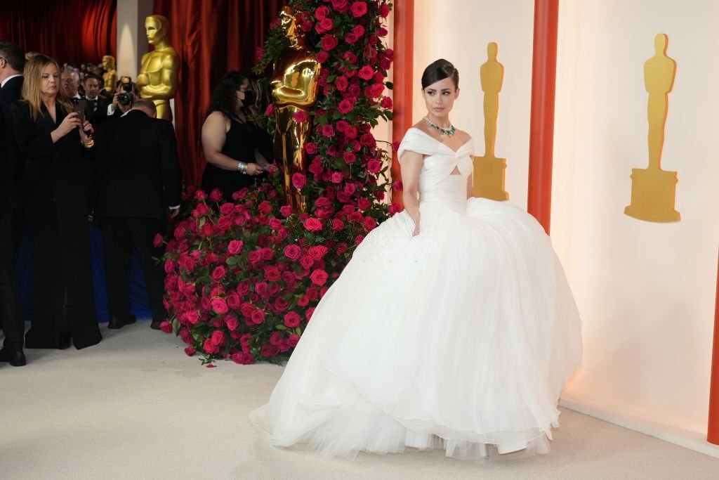 vay cuoi tao bao anh 8