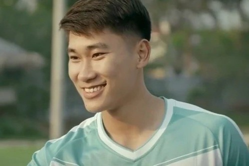 Ly do Nham Manh Dung dong phim gio vang hinh anh