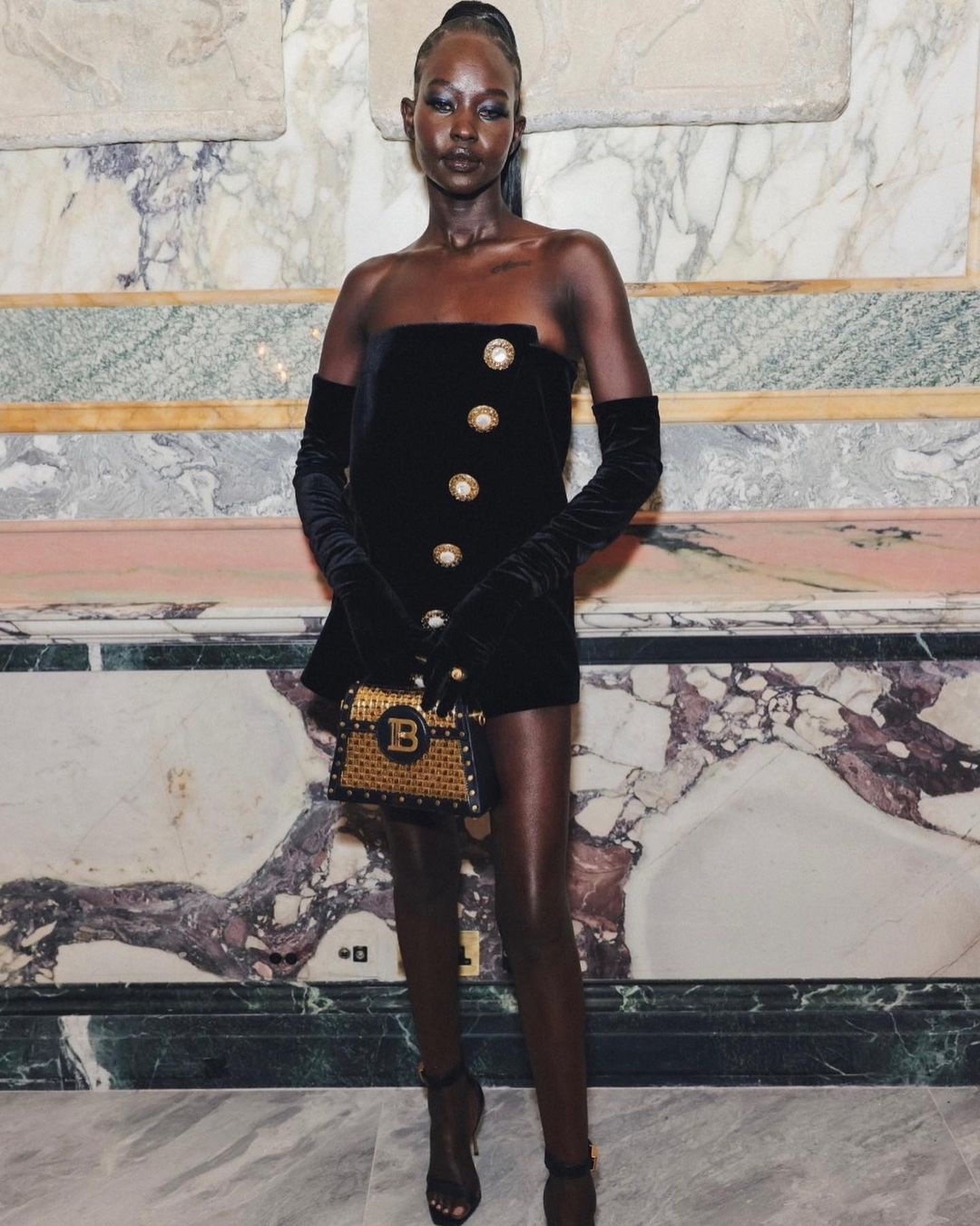 ban gai nguoi nhen anh 2