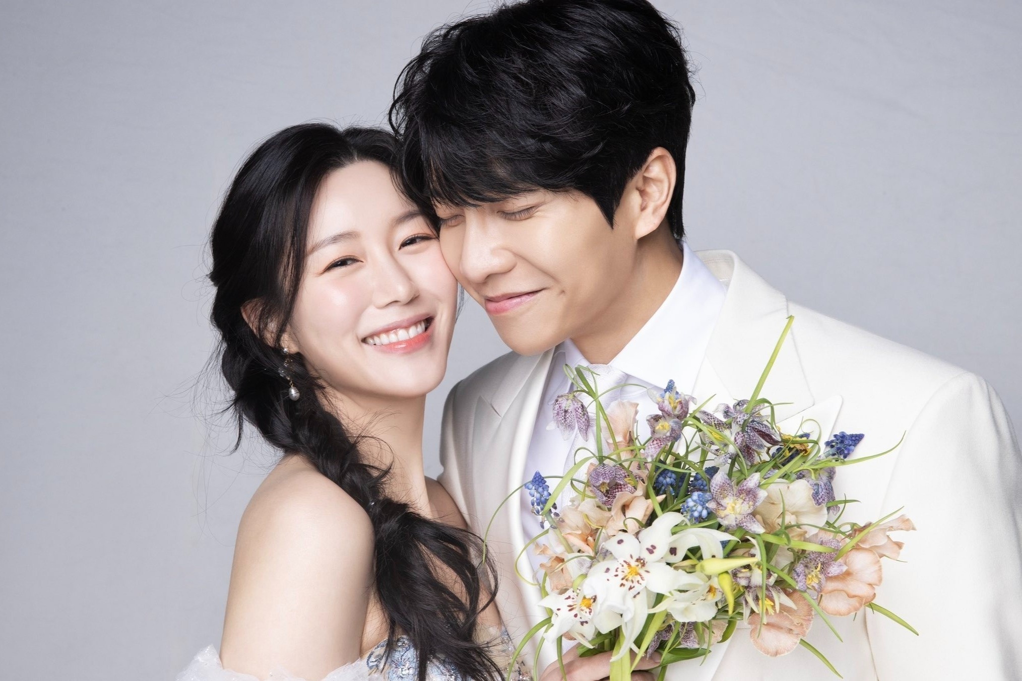 Vo Lee Seung Gi phu nhan mang thai truoc khi cuoi hinh anh