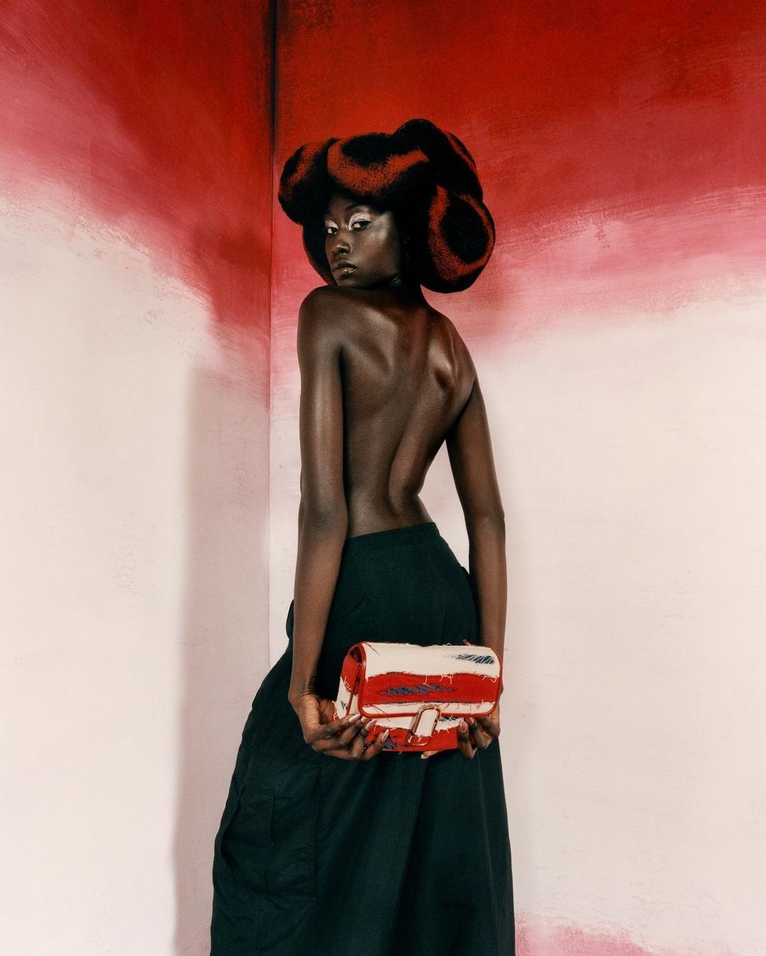 Emily Ratajkowski nude anh 11