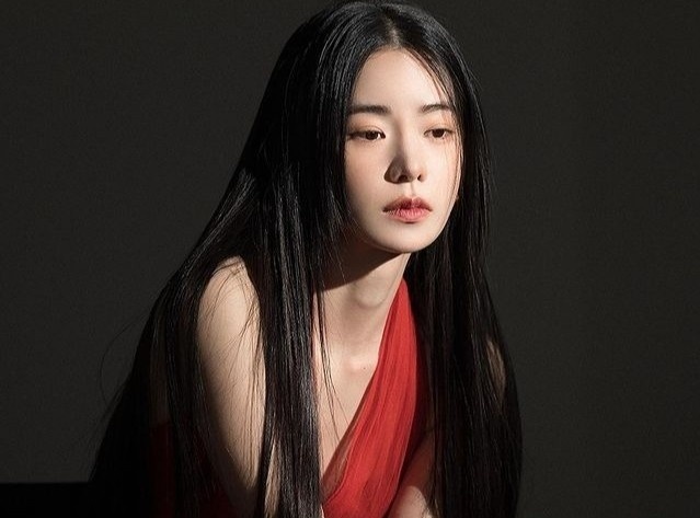 Dien mao 'ac nu' Lim Ji Yeon sau khi hen ho hinh anh