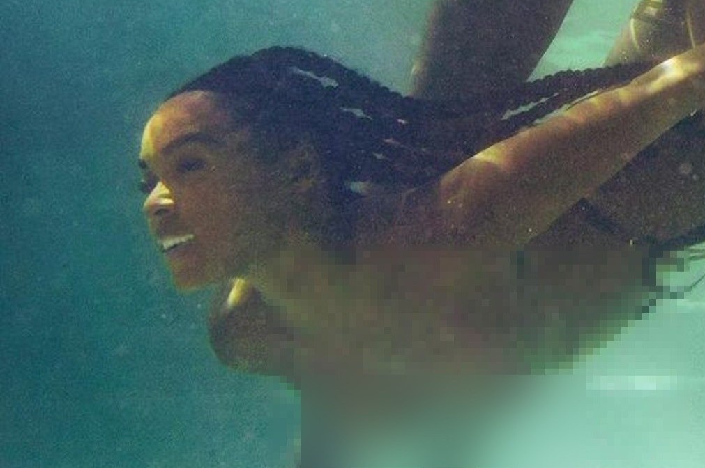 Nu ca si My bi phan ung vi buc anh nhay cam hinh anh