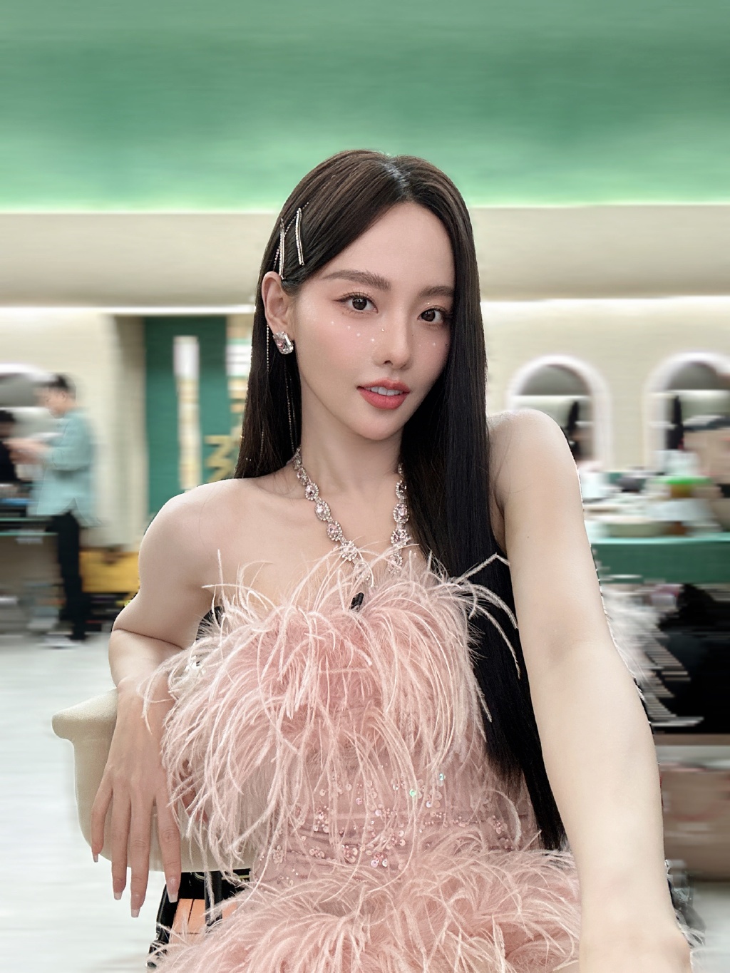 Chi pu show trung ảnh 8 Chi pu show trung anh 8