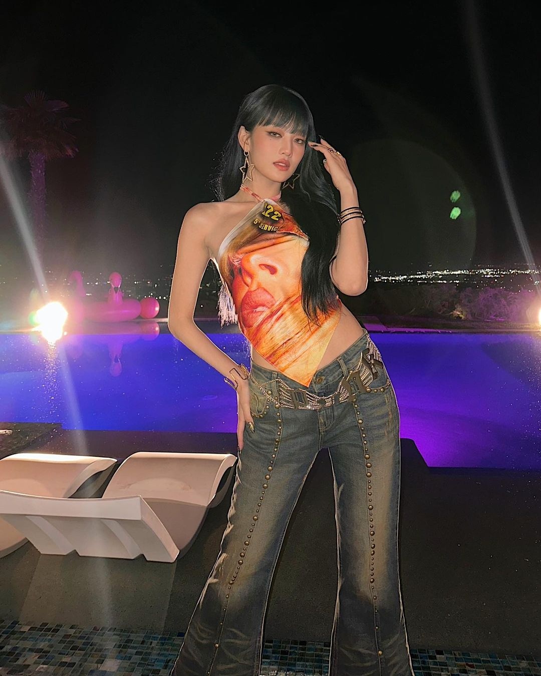 minnie khoe eo anh 2