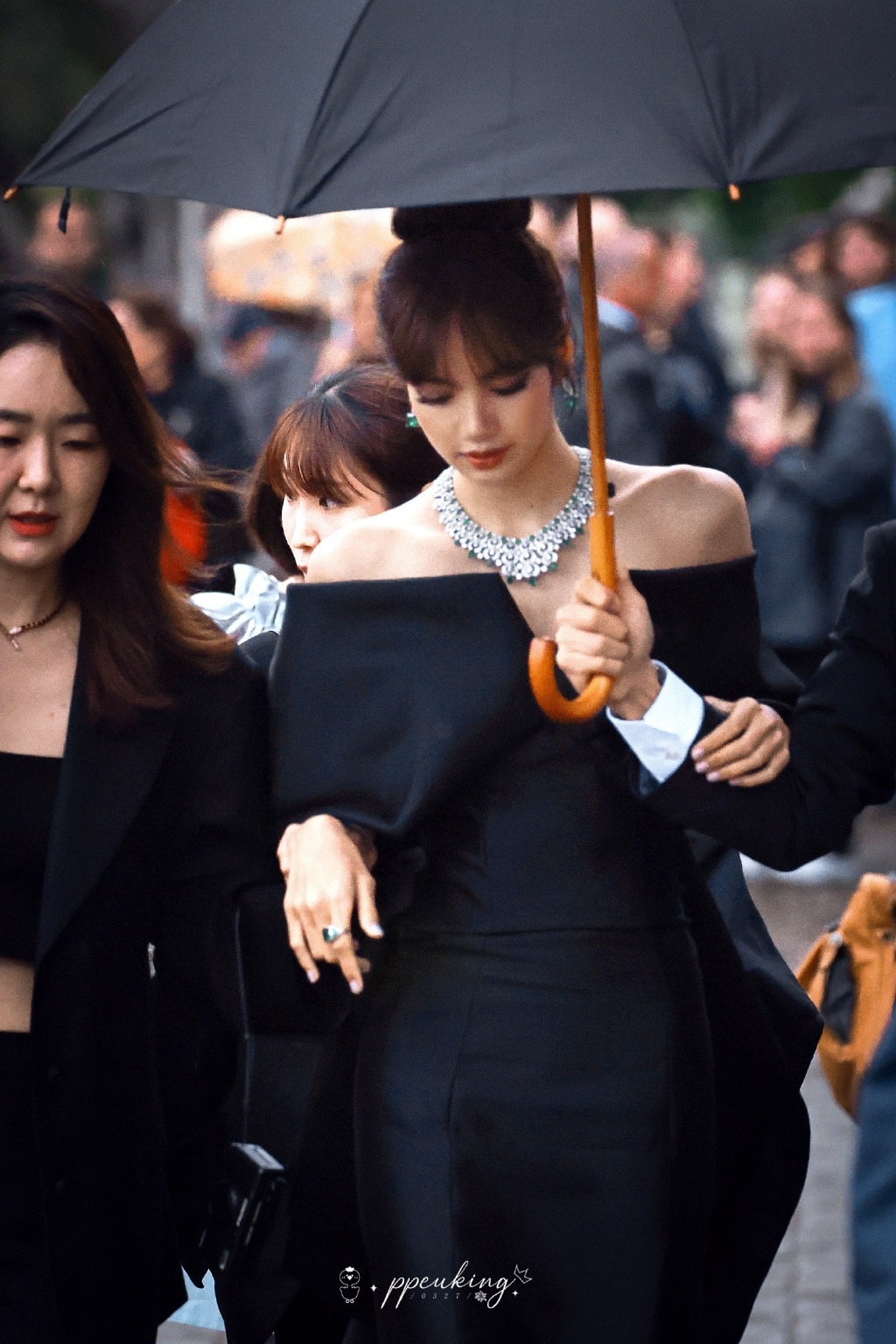 lisa bulgari ảnh 2 lisa bulgari anh 2