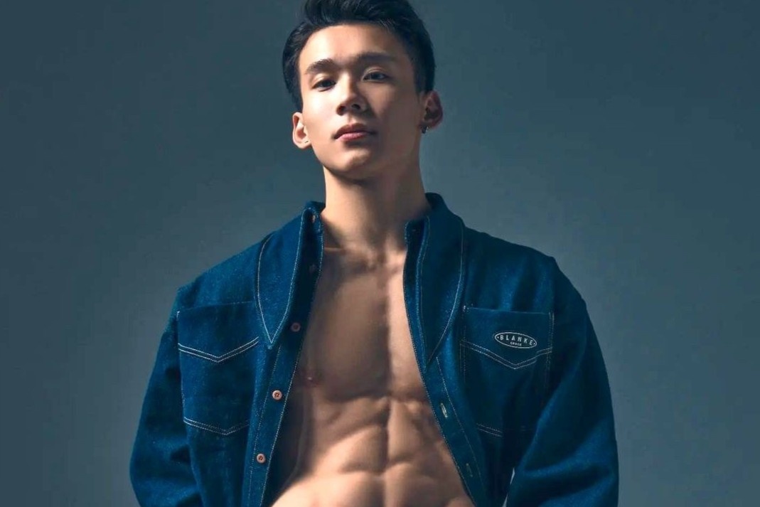 Phong cach doi thuong cua 'nam than' the duc dung cu Viet Nam hinh anh