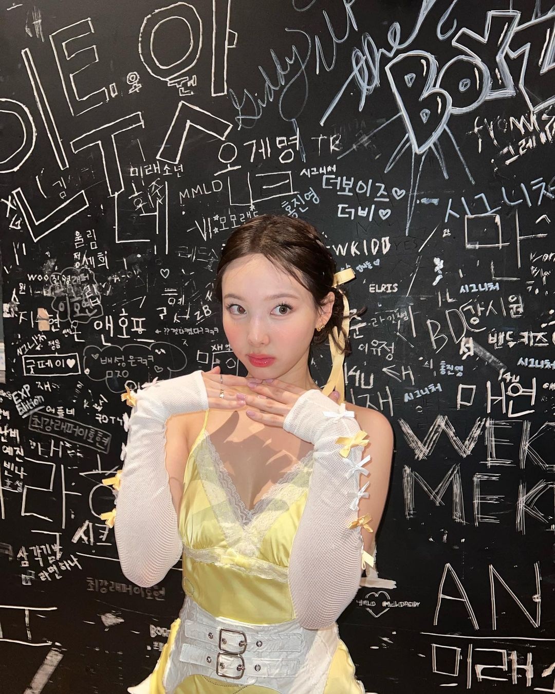 nayeon goi cam anh 4