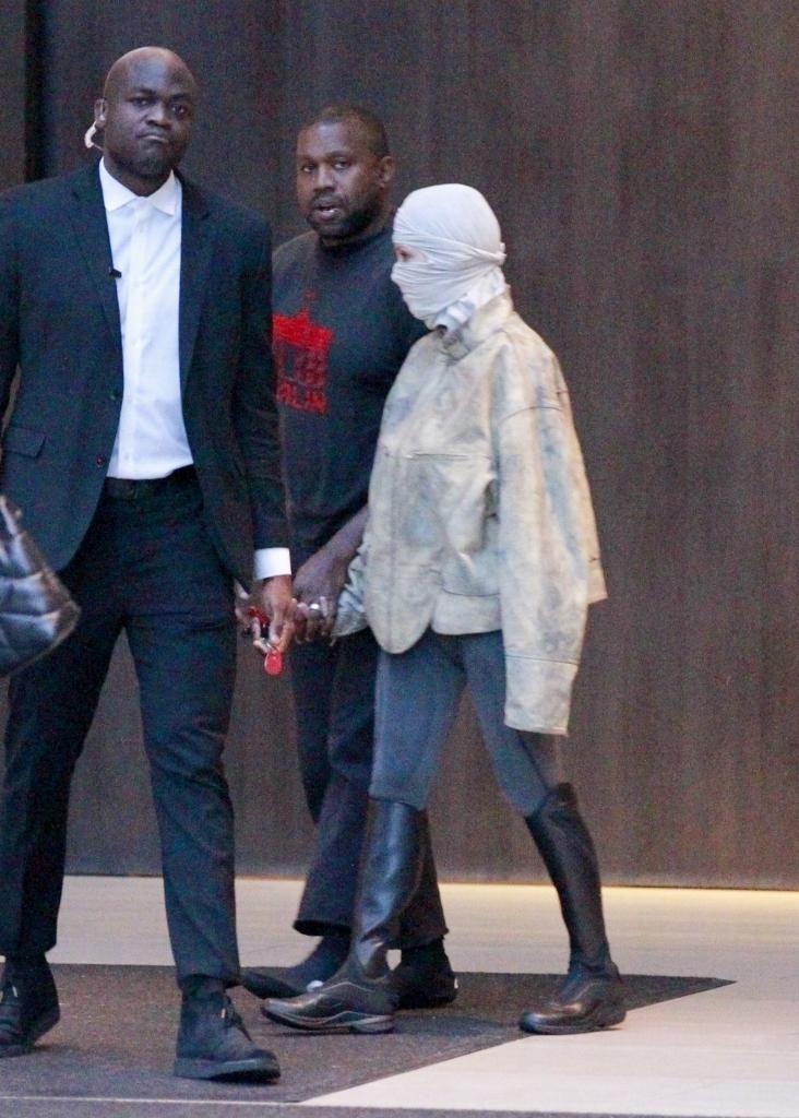 ban gai kanye west anh 4