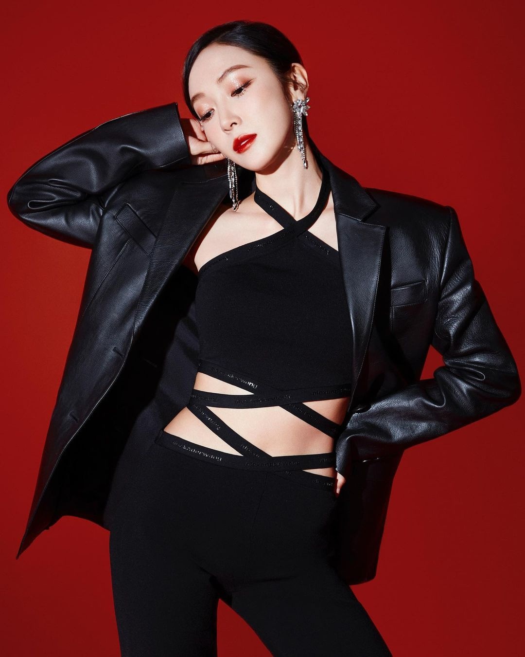 Jessica xẻ ngực ảnh 7 Jessica xe nguc anh 7